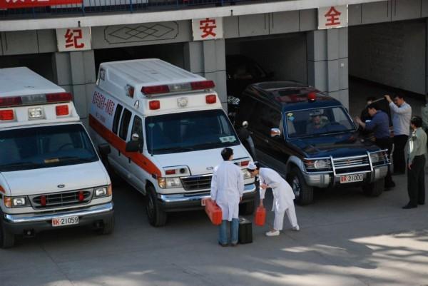 泸西县救护车转院